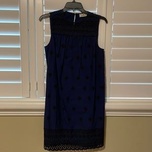 Vineyard Vines navy and black lace dress